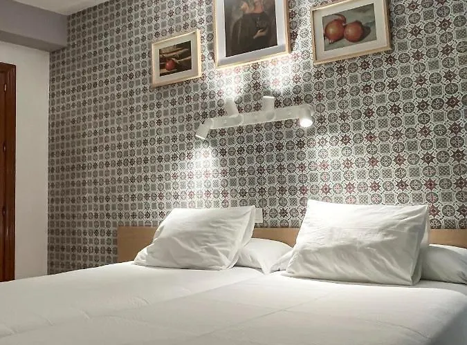 בית הארחה Beatriz Charming *