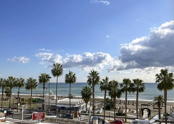 Beatriz Charming בית הארחה *